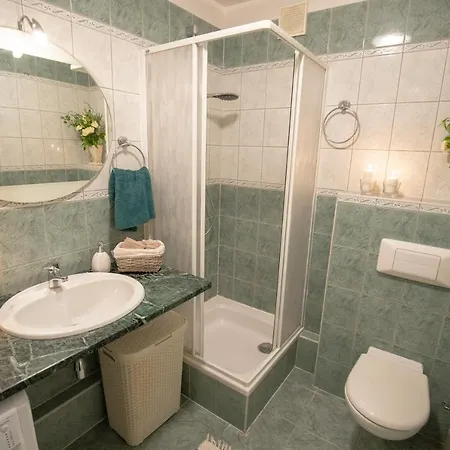 Karlikowski Apartman *